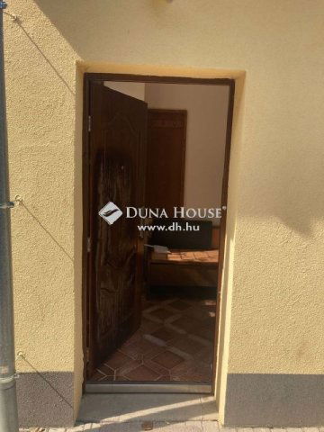 Eladó ipari ingatlan, Tatabányán 150 M Ft / költözzbe.hu