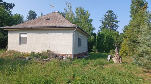 Eladó nyaraló, Balatonakarattyán 84 M Ft, 2+1 szobás