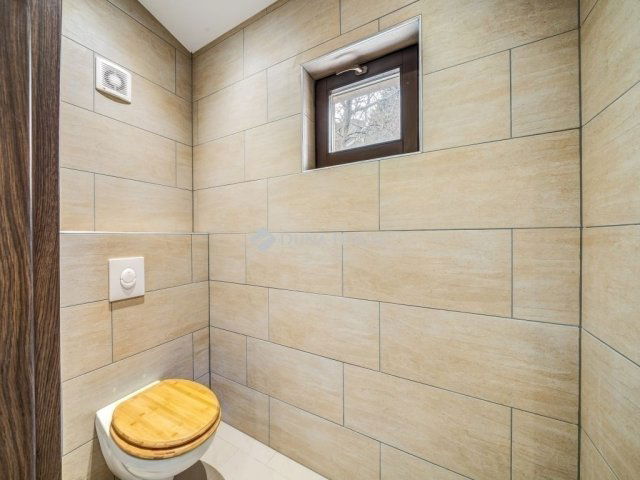 Eladó családi ház, Budaörsön 235 M Ft, 4 szobás