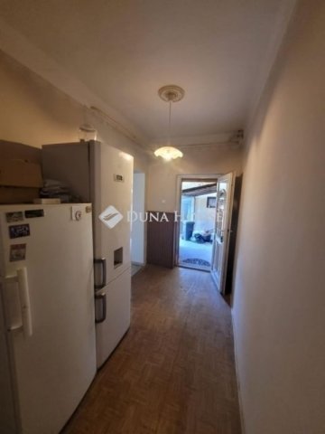 Eladó családi ház, Vecsésen 57.9 M Ft, 2 szobás