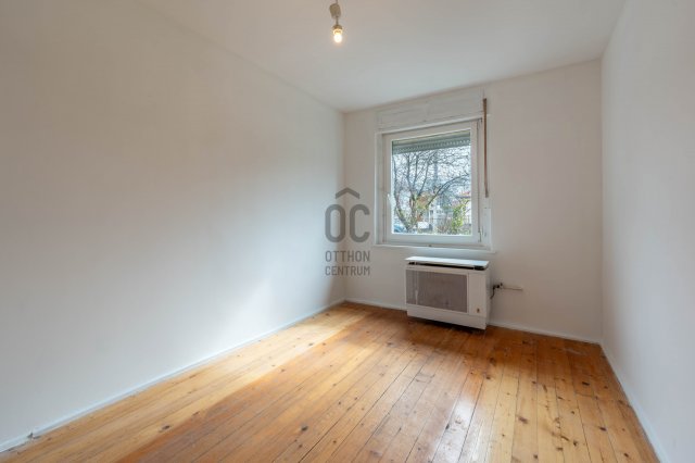 Eladó családi ház, Dunaharasztin 74.9 M Ft, 4 szobás