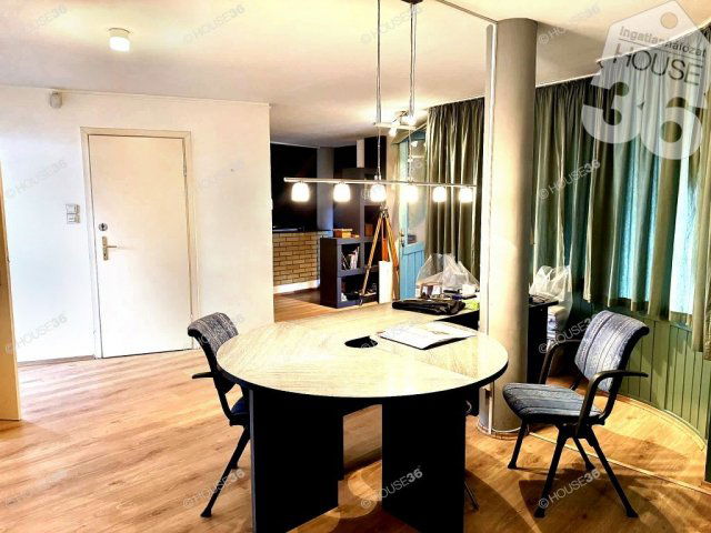 Eladó iroda, Kecskeméten 49.9 M Ft, 4 szobás