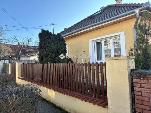 Eladó családi ház, Budapesten, XVIII. kerületben 99 M Ft