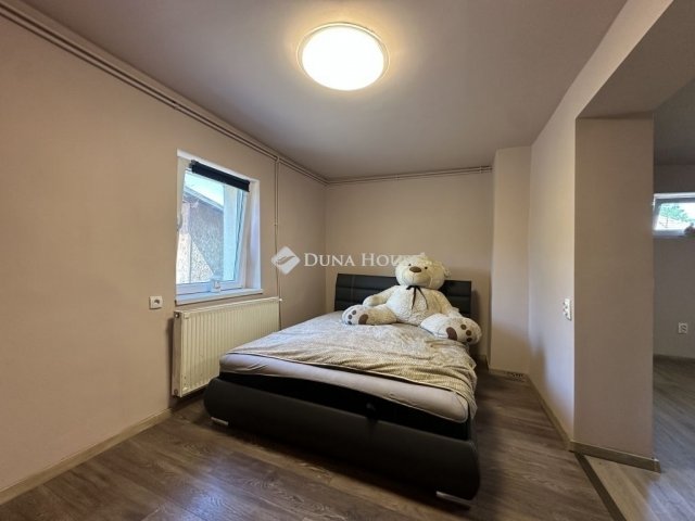 Eladó családi ház, Monoron 34.9 M Ft, 2 szobás