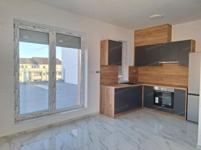 Kiadó téglalakás, albérlet, Levélen 214 E Ft / hó, 2 szobás