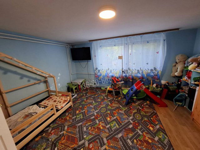 Eladó téglalakás, Veresegyházon 49.99 M Ft, 3 szobás