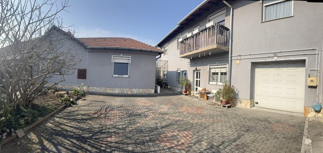 Eladó családi ház, Dorogon 100 M Ft, 6 szobás