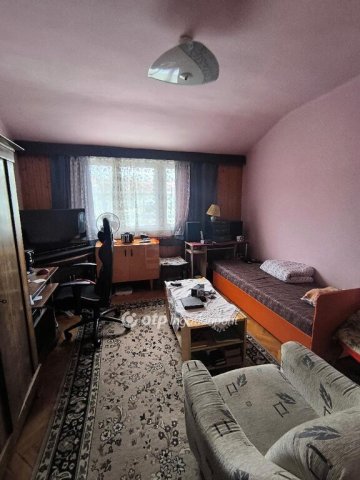 Eladó téglalakás, Bátonyterenyén 9.6 M Ft, 2 szobás