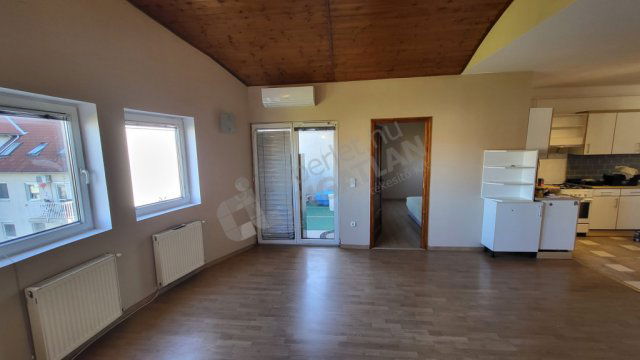 Kiadó téglalakás, albérlet, XIV. kerületben, Nagy Lajos király útján