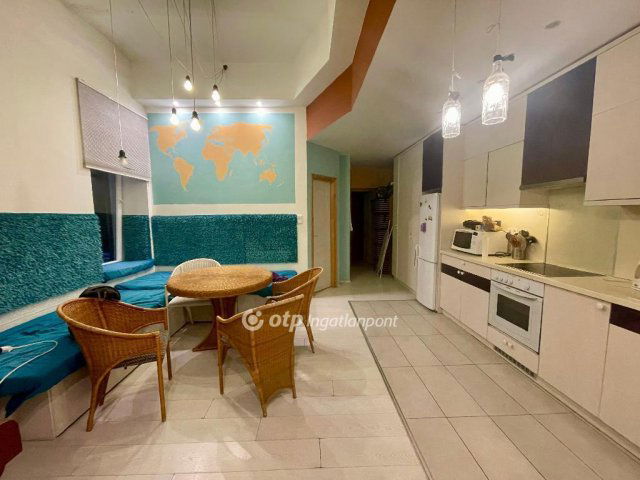 Eladó téglalakás, Budapesten, VIII. kerületben 110 M Ft