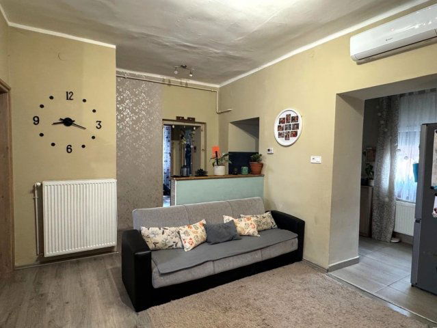 Eladó családi ház, Sümegen 29.9 M Ft, 2 szobás