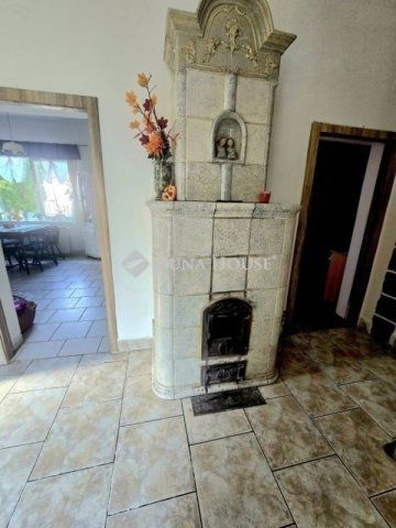 Eladó ikerház, Pécsett 88.5 M Ft, 5 szobás