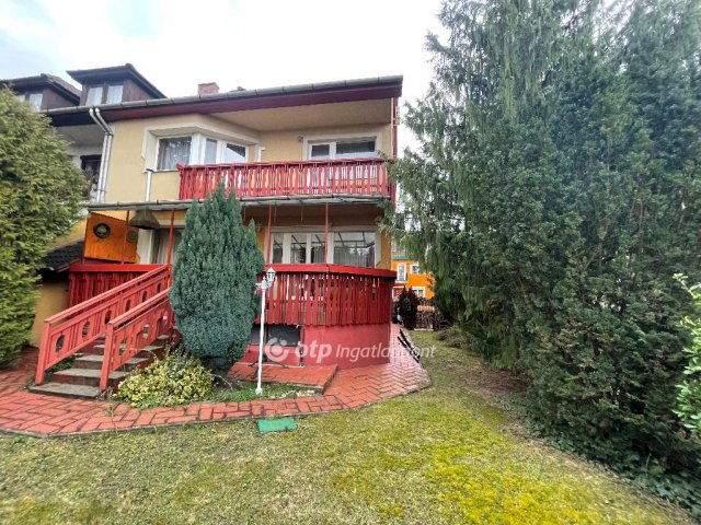 Eladó sorház, Miskolcon 89 M Ft, 4+2 szobás