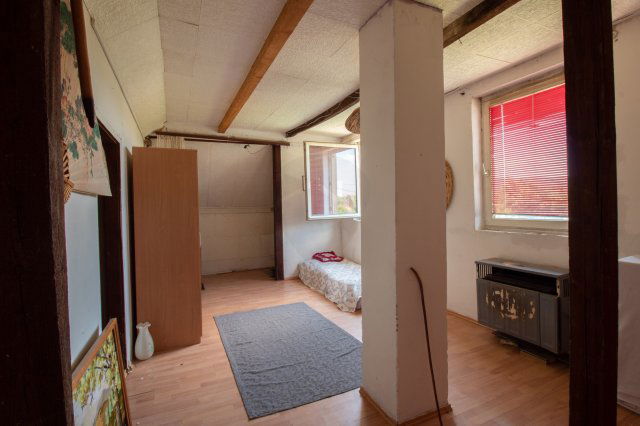 Eladó családi ház, Tatabányán 33.8 M Ft, 3 szobás