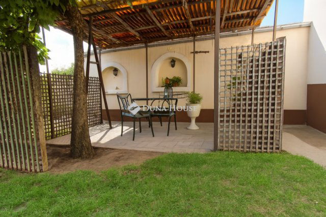 Eladó családi ház, Kecskeméten 59.9 M Ft, 3 szobás