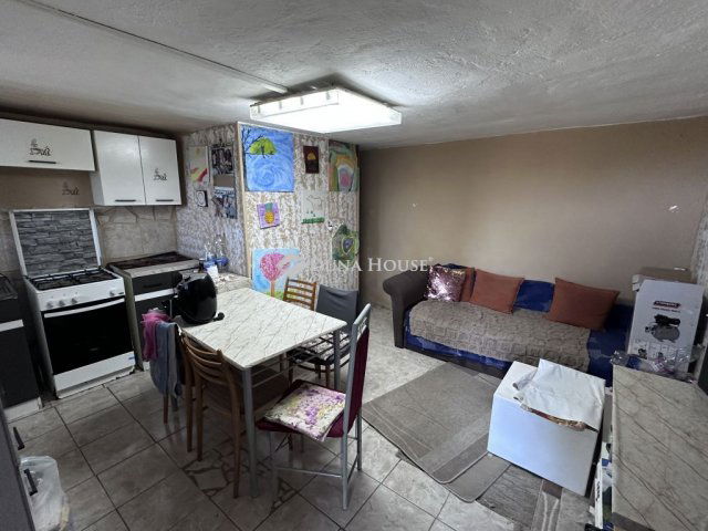 Eladó családi ház, Kökényen 14.9 M Ft, 2 szobás