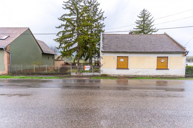 Eladó családi ház, Bonyhádon, Deák Ferenc utcában 27.9 M Ft