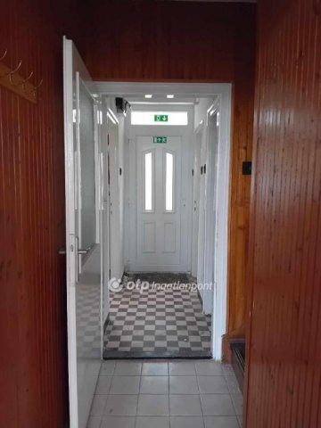 Eladó nyaraló, Hajdúszoboszlón 49.9 M Ft, 3 szobás