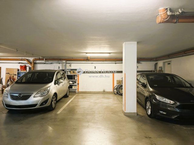 Eladó garázs, Budapesten, XIV. kerületben 7.5 M Ft