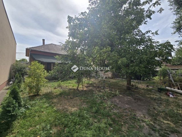 Eladó családi ház, Budapesten, XVIII. kerületben 72 M Ft