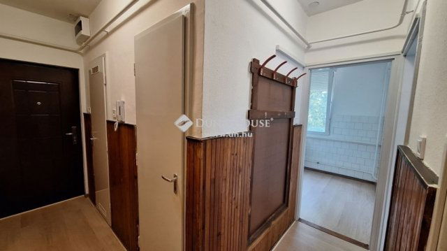 Eladó téglalakás, Székesfehérvárott 45.5 M Ft, 2 szobás