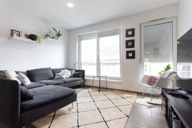 Eladó téglalakás, Nagyszentjánoson 61.9 M Ft, 4 szobás