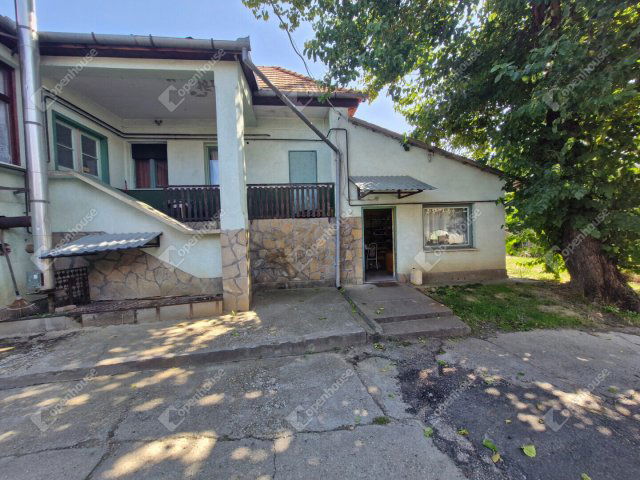 Eladó családi ház, Sántoson 60 M Ft, 3 szobás