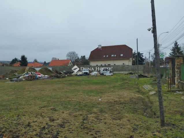 Eladó telek, Fóton 116 M Ft / költözzbe.hu