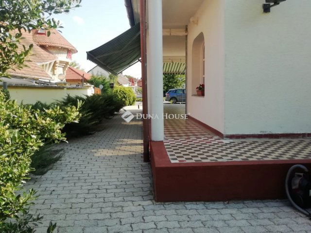 Eladó üzlethelyiség, Balatonmáriafürdőn 125 M Ft