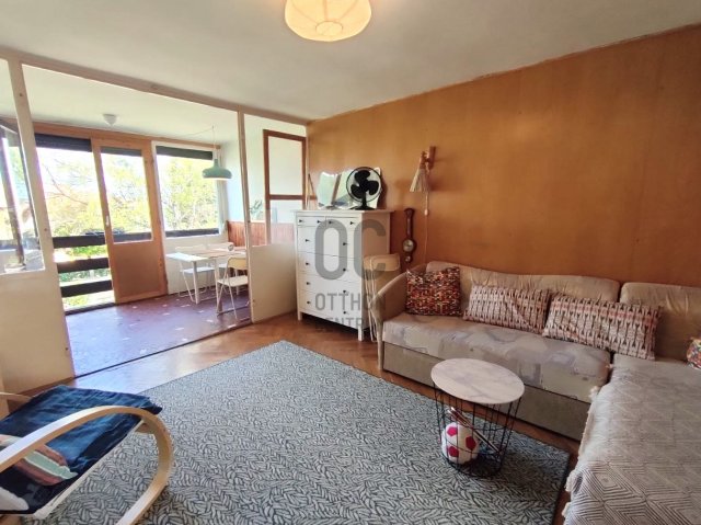 Eladó téglalakás, Balatonföldváron 37.8 M Ft, 1 szobás