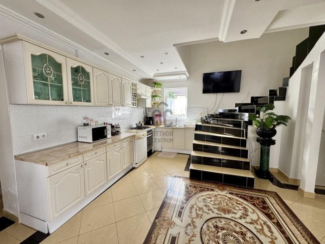 Eladó családi ház, Budapesten, XIX. kerületben 130 M Ft