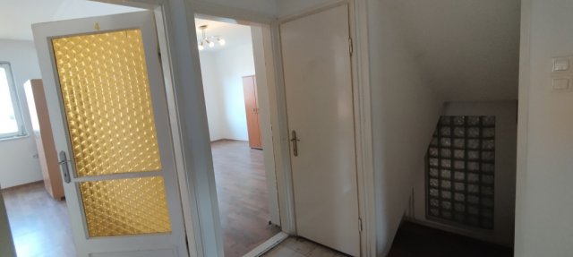 Eladó családi ház, Jászberényben 85 M Ft, 3+2 szobás
