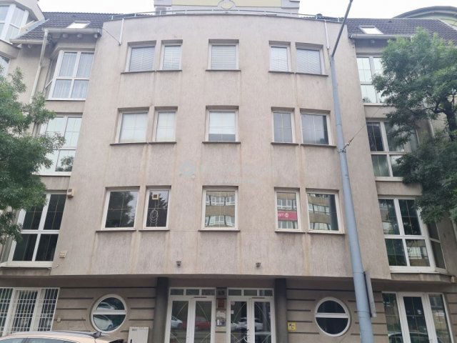 Kiadó iroda, Budapesten, III. kerületben 396 E Ft / hó