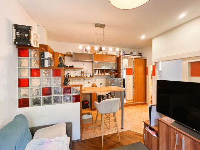 Eladó téglalakás, Budapesten, XIII. kerületben, Dévai utcában