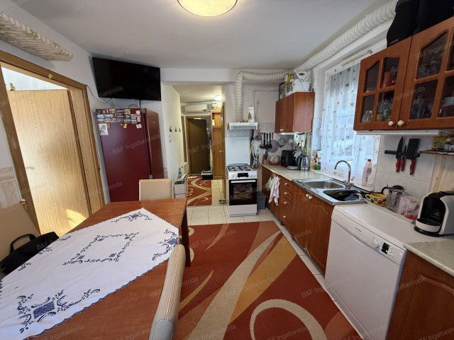 Eladó téglalakás, Hajdúszoboszlón 53.5 M Ft, 3 szobás