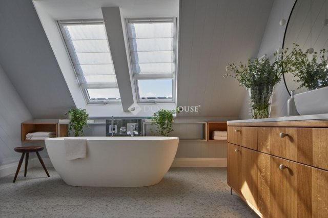 Eladó családi ház, Szentendrén 238 M Ft, 3 szobás