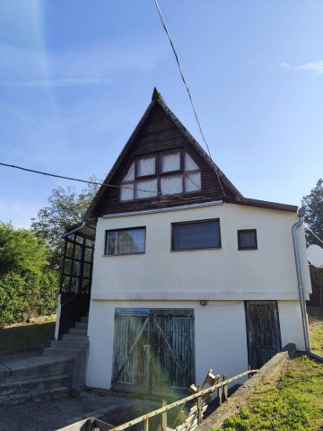 Eladó nyaraló, Kulcson 25 M Ft, 1+2 szobás / költözzbe.hu