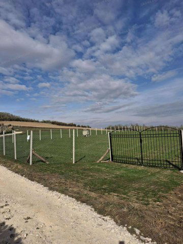 Eladó mezogazdasagi ingatlan, Szomoron 7 M Ft