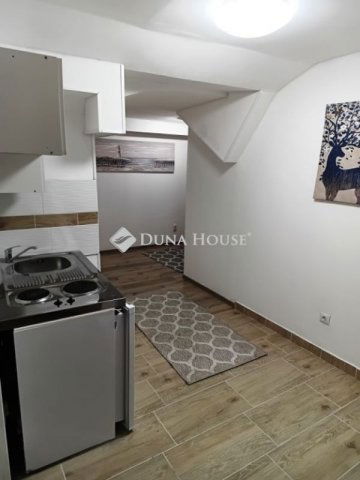 Eladó téglalakás, Budapesten, VIII. kerületben 20.5 M Ft