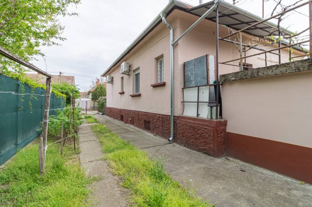 Eladó családi ház, Kecskeméten 75 M Ft, 3 szobás