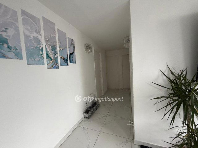 Eladó családi ház, Szigethalmon 83 M Ft, 6 szobás