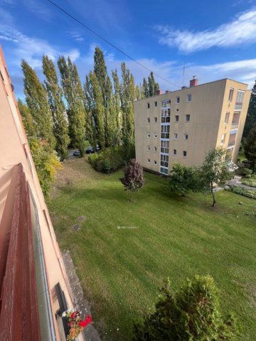 Eladó téglalakás, Egerben 42.9 M Ft, 2 szobás