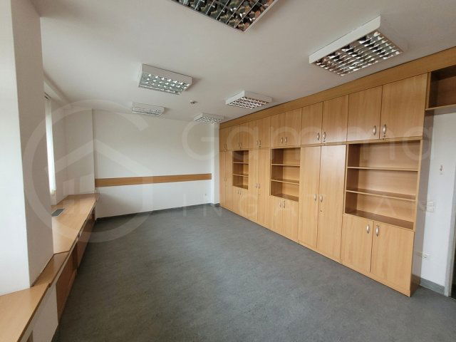 Kiadó iroda, Miskolcon 48 E Ft / hó / költözzbe.hu