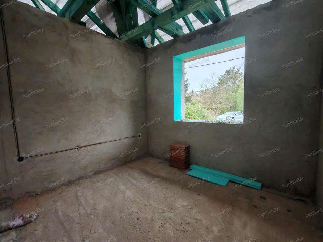 Eladó téglalakás, Nyíregyházán 81.999 M Ft, 3 szobás
