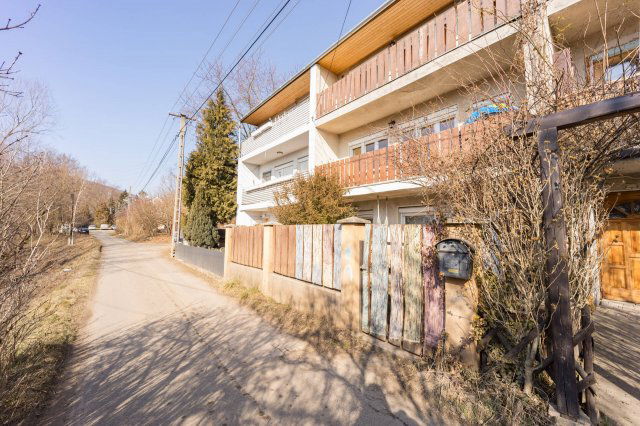 Eladó sorház, Kismaroson 95 M Ft, 3 szobás / költözzbe.hu