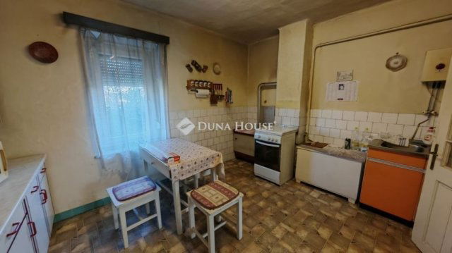 Eladó családi ház, Gutorföldén 9.99 M Ft, 2 szobás