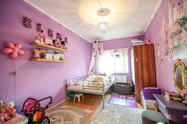 Eladó családi ház, Érden 114.9 M Ft, 4 szobás