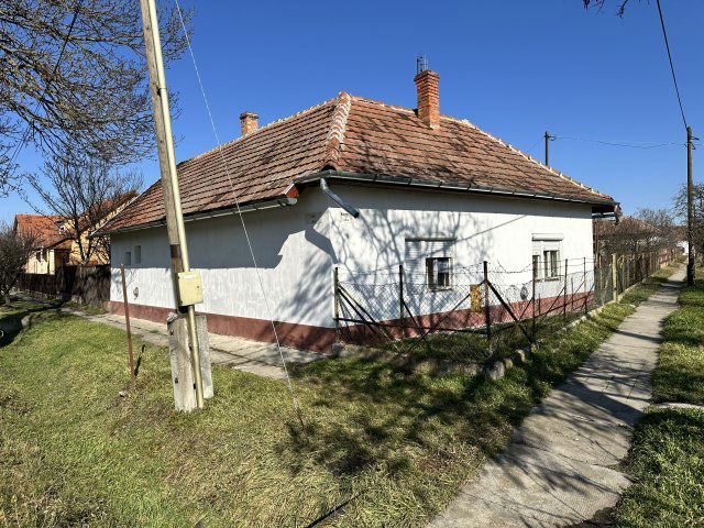 Eladó családi ház, Körösladányban, Bem utcában 4.5 M Ft