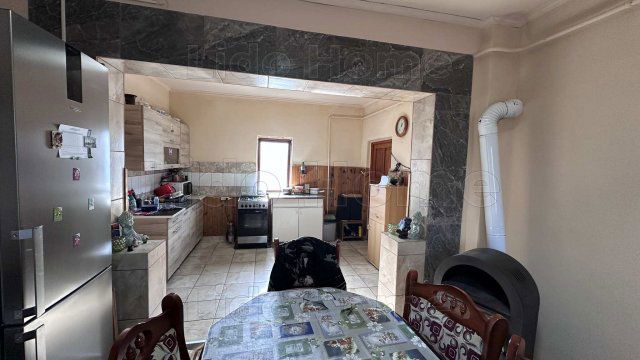 Eladó családi ház, Marcaliban 26 M Ft, 2 szobás