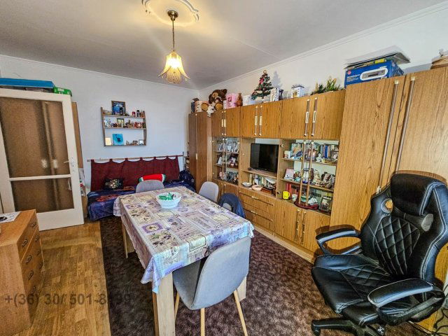 Eladó panellakás, Debrecenben 42.9 M Ft, 1+1 szobás